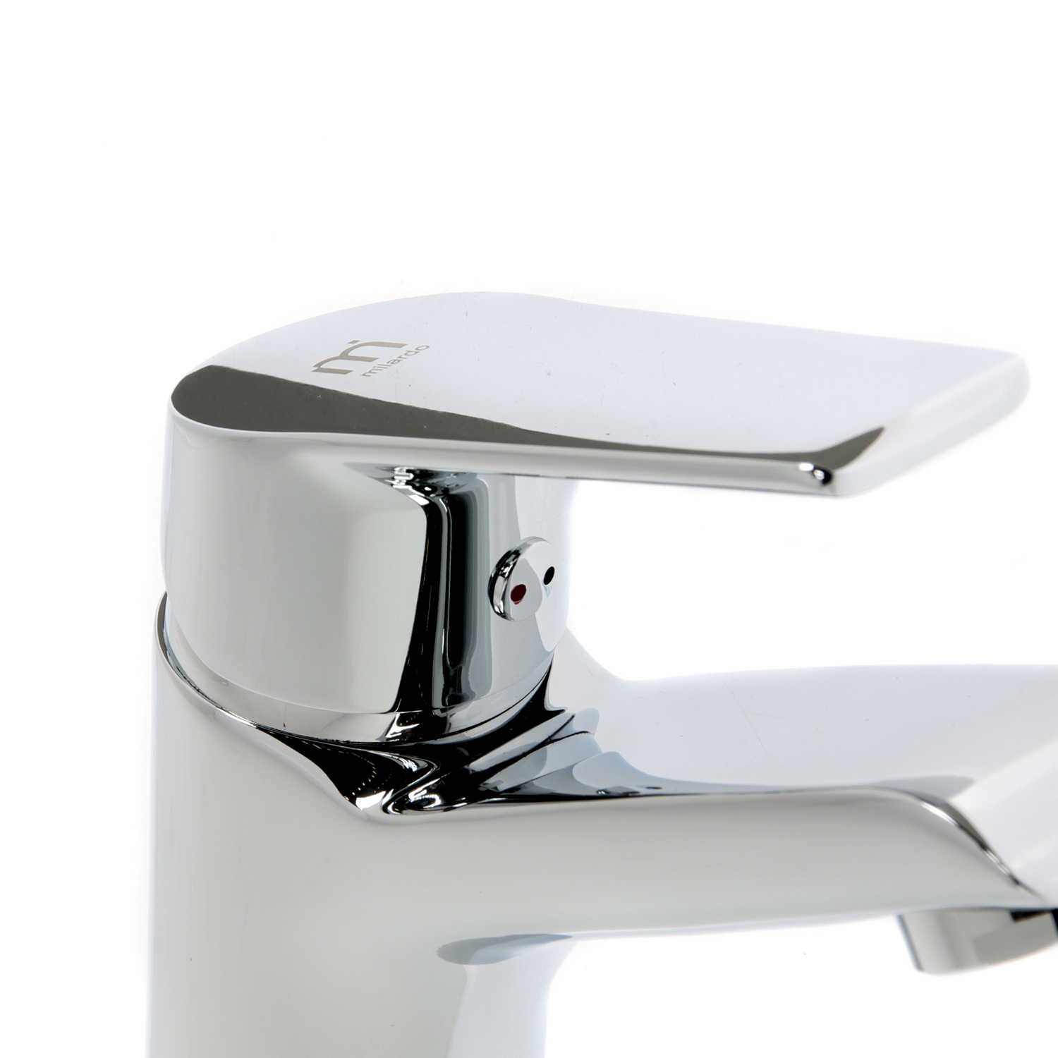 Смеситель для умывальника Milardo Nelson, короткий излив, рычажный