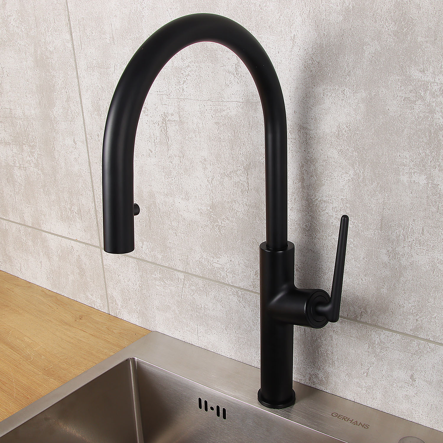 Смеситель для кухни Diadonna D60-0008BL  высокий излив, выдвижная лейка, черный *1/6 Смеситель для кухни Diadonna D60-0008BL  высокий излив, выдвижная лейка, черный *1/6