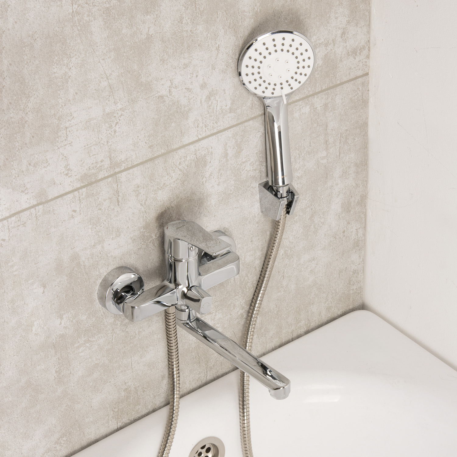 Смеситель для ванны Helic Milardo HELSB02M02 *1