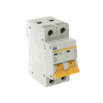 Автоматический выключатель IEK, 2 полюса, 32 А, 4.5 кА