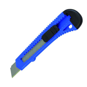 Нож строительный 18мм корпус пластик направл.металл (2701002) T4P *1/12/288 Нож строительный 18мм корпус пластик направл.металл (2701002) T4P *1/12/288