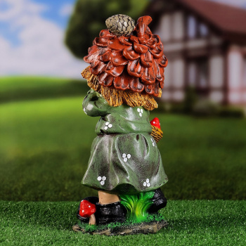 Садовая фигура "Гномик с корзинкой грибов"  17х35см 4855589