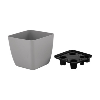 Кашпо пластм. "Vienna"  1,5л 130х130мм h120мм со вставкой Француз. платан IG680310105*1/10